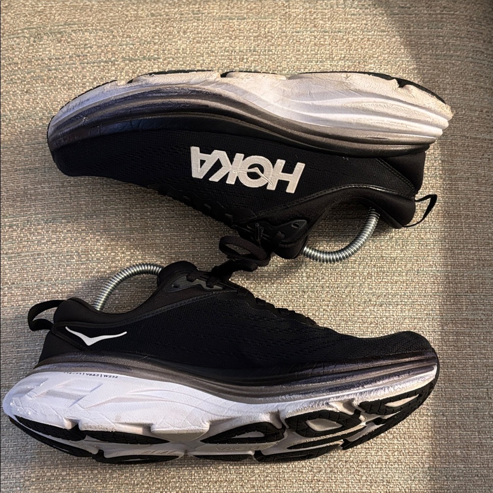 Hoka One One Bondi 8 Black White Running Walking Gym Shoes Women’s size 9.5 - Picture 5 of 10